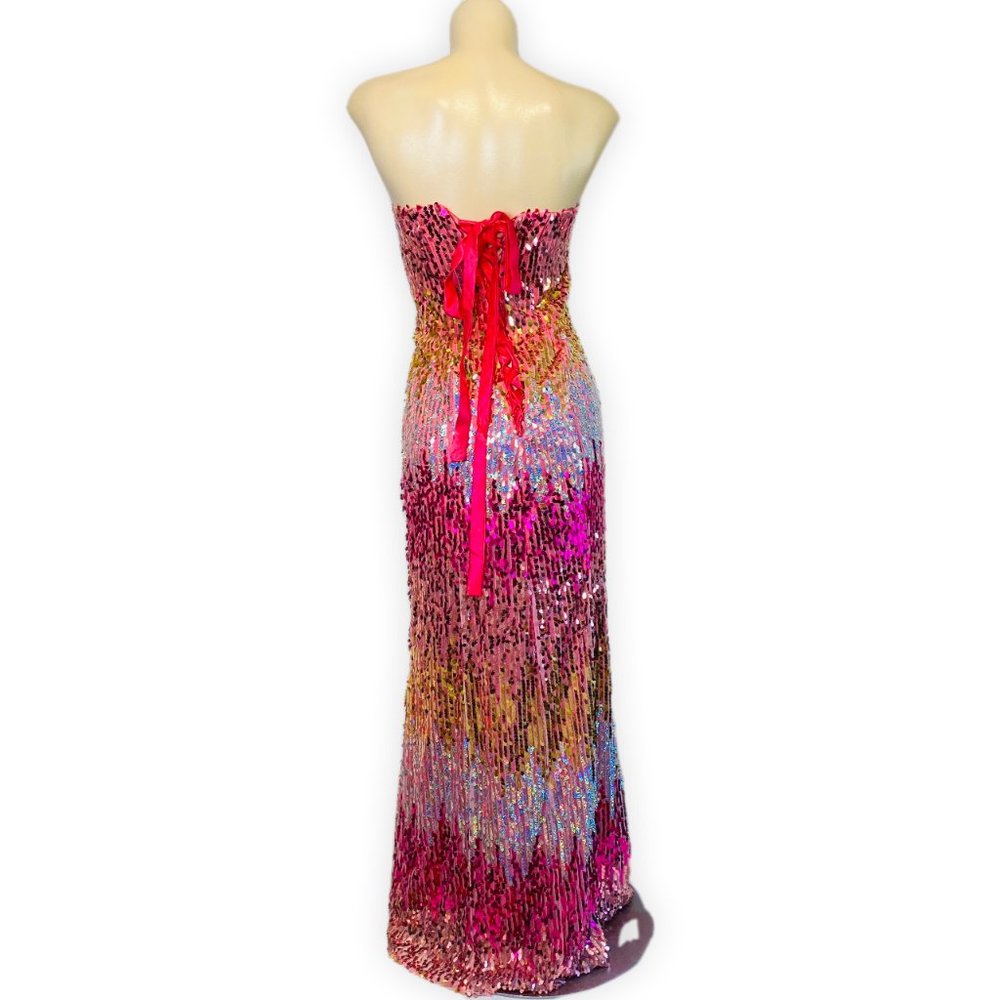 RACE KARIN Fully Ombre Sequined Strapless Open Lace Up Back Gown. SIZES 36/6 - Picture 4 of 10